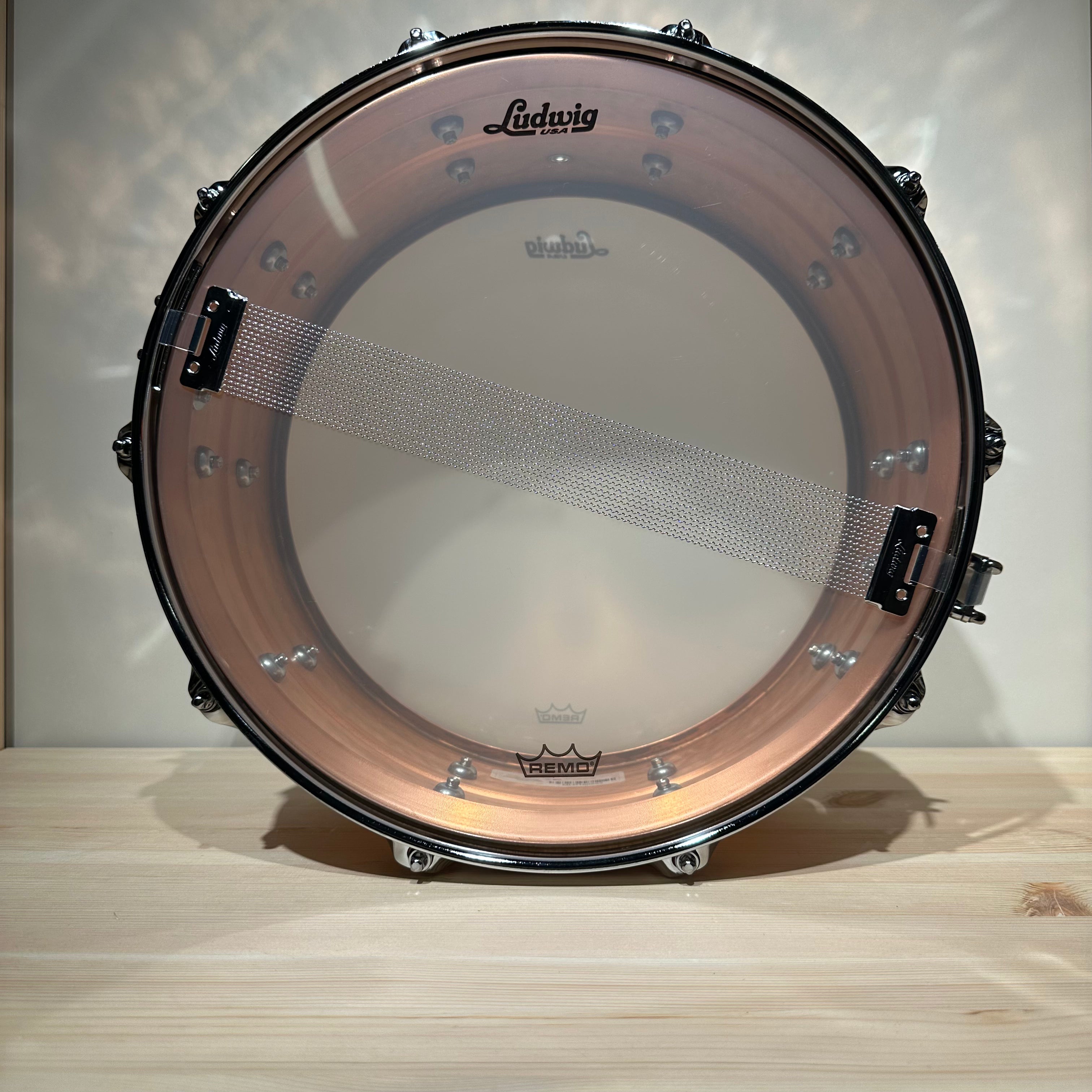 Ludwig LC662K 6.5x14inch Copperphonic Snare Drum, Hammered Shell, Iugs