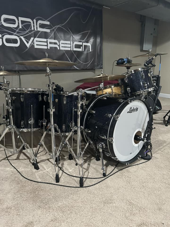 Daily Drums Rental: Ludwig Neusonic shell kit