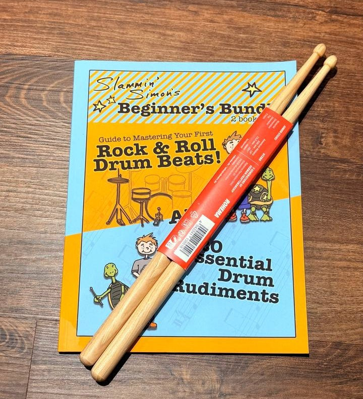 Beginner book bundle + Rohema drumsticks